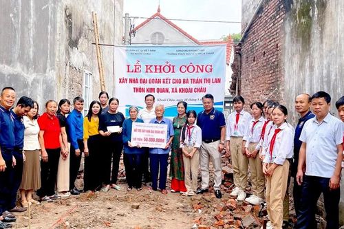 Thầy trò Hưng Yên góp sức xây 'Nhà đại đoàn kết'