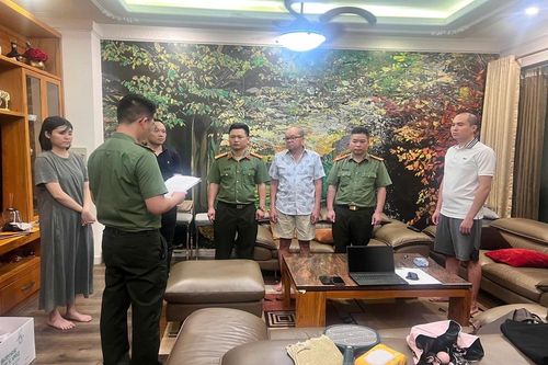 Triệt phá vụ vận chuyển gần 90 tấn quặng có chứa chất phóng xạ