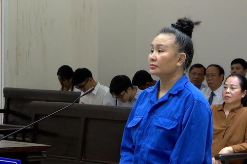 Chiếm đoạt hàng trăm tỷ bằng chiêu 'mua hộ' biệt thự