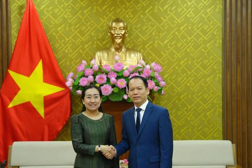 Triển khai hiệu quả hợp tác về pháp luật và tư pháp giữa hai Bộ Tư pháp Việt Nam - Campuchia