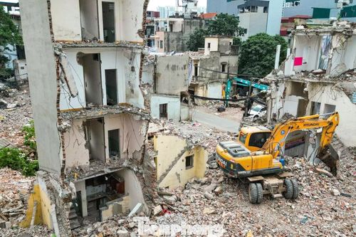 Người dân Đông Ngạc di dời phục vụ dự án đường 10 làn phía Tây Hà Nội