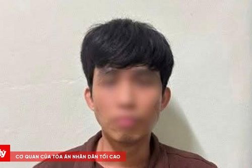 Để tiền trong ô tô khi đi gửi xe, người phụ nữ bị trộm