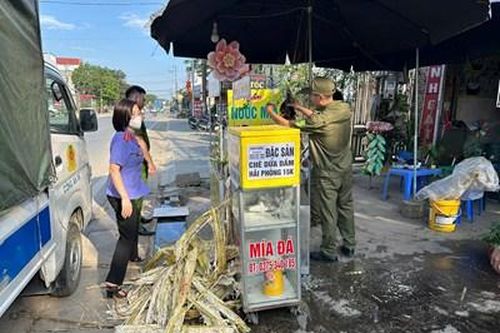 Viện kiểm sát vào cuộc, kiến nghị xử lý lấn chiếm vỉa hè, xả rác thải tại khu vực chợ Tây Cốc