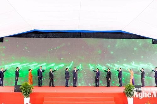 Lễ công bố và khởi công hạ tầng kỹ thuật dự án Nhà máy nhiệt điện LNG Quỳnh Lập