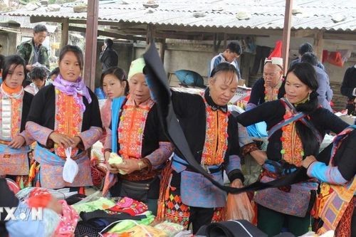 Chợ phiên - nơi lưu giữ nét đẹp văn hóa vùng cao Tây Bắc