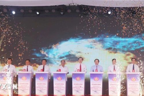 Nghệ An khởi công cao tốc Vinh-Thanh Thủy vốn đầu tư gần 24.000 tỷ đồng