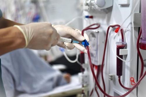 Bé gái 10 tuổi suýt tử vong vì 'cô đặc máu', bác sĩ cảnh báo không được chủ quan với bệnh này