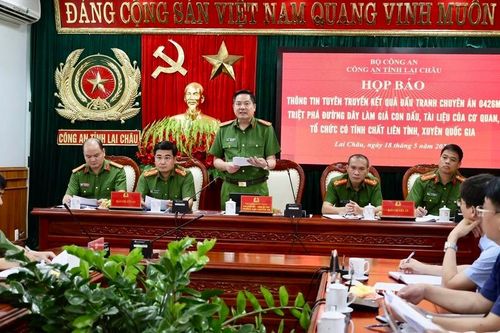 Công an Lai Châu triệt phá đường dây làm gần 10.000 giấy tờ giả
