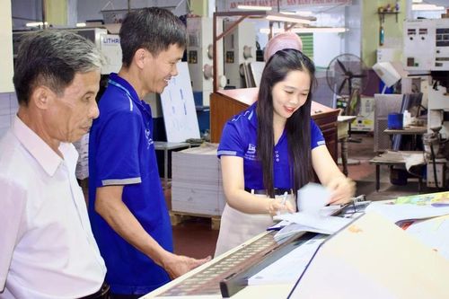 Chủ tịch Công đoàn cơ sở giữ 'nhịp cầu' giữa doanh nghiệp và người lao động