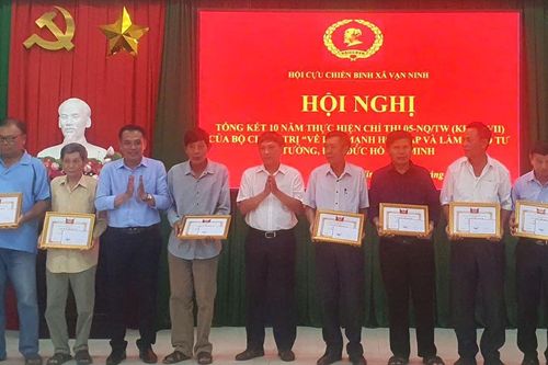 Hội Cựu chiến binh xã Vạn Ninh tổng kết 10 năm thực hiện Chỉ thị số 05 của Bộ Chính trị