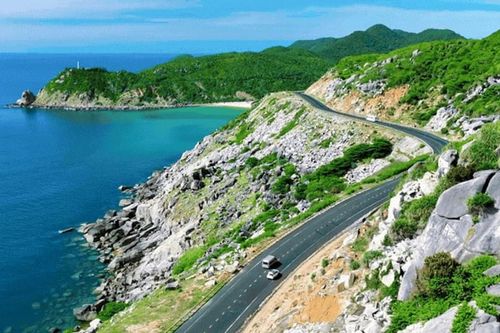 Cung đường ven biển Đèo Cả - Mũi Điện: Hành trình 30km ôm trọn vịnh biển và di tích lịch sử