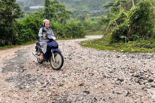 Tuyến đường 257B xuống cấp: Nỗi lo thường trực của người dân