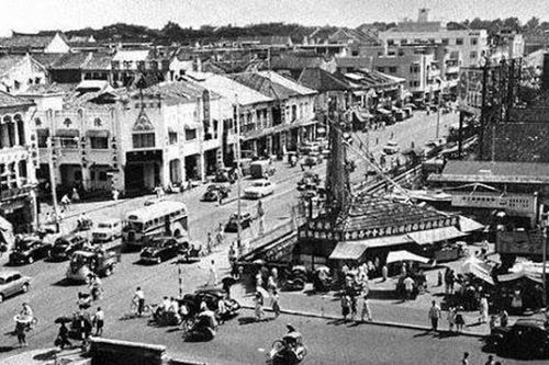 Giải tỏa vỉa hè, hàng rong nhìn từ thành công của Singapore Lịch sử hàng rong 200 năm: Khi thói quen xã hội trở thành vấn nạn đô thị