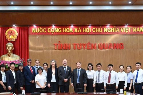 Tuyên Quang: Chủ tịch UBND tỉnh Phan Huy Ngọc tiếp Đại sứ Đặc mệnh toàn quyền Thụy Sĩ tại Việt Nam