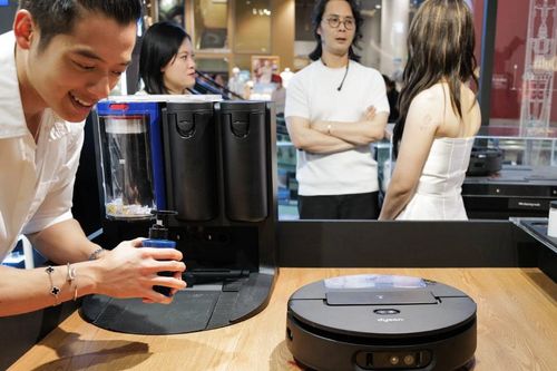 Người tiêu dùng đang mạnh tay chi tiền cho thiết bị AI?