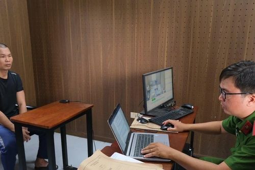 Dùng cây sắt phá cửa nhà xưởng, cuỗm 800 triệu đồng