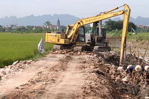 Chủ động phương án thi công đường trong mùa mưa bão