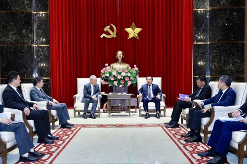Đẩy nhanh triển khai tuyến đường sắt đô thị Văn Cao - Hòa Lạc
