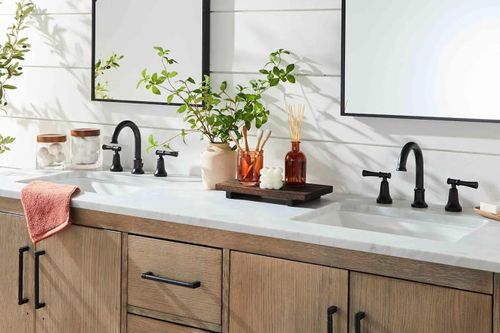 6 mẹo đơn giản giúp phòng tắm lúc nào cũng sạch thơm, gọn gàng như khách sạn cao cấp