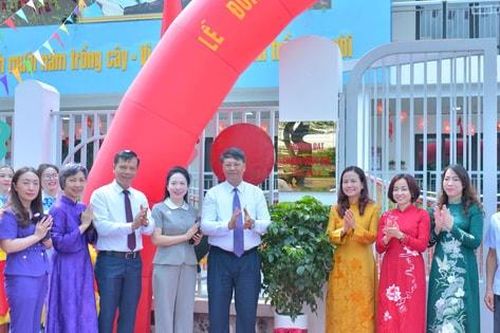 Trường Mầm non Phương Liệt đón Bằng công nhận chuẩn quốc gia mức độ 2