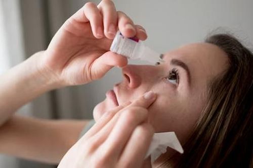 Thu hồi lô thuốc nhỏ mắt Natri clorid 0,9% không đạt chất lượng: Cần bình tĩnh và ứng phó phù hợp