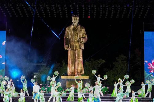 Nghệ An: Khai mạc Lễ hội Làng Sen năm 2026