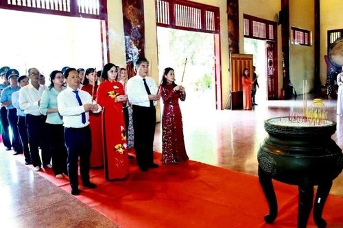 Đồng Nai tổ chức các hoạt động ý nghĩa mừng Ngày sinh Chủ tịch Hồ Chí Minh