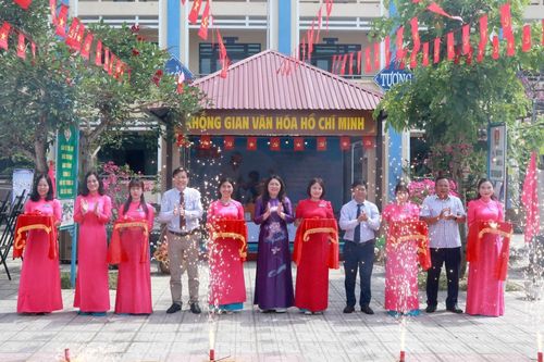 Tam Kỳ ra mắt Mô hình Không gian văn hóa Hồ Chí Minh tại trường học