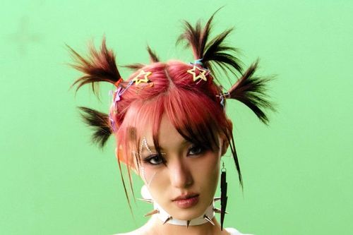 Nữ ca sĩ gen Z, m tú kết hợp cùng rapper Liu Grace đánh dấu bước chuyển mình, sẵn sàng bước ra khỏi 'vùng an toàn'