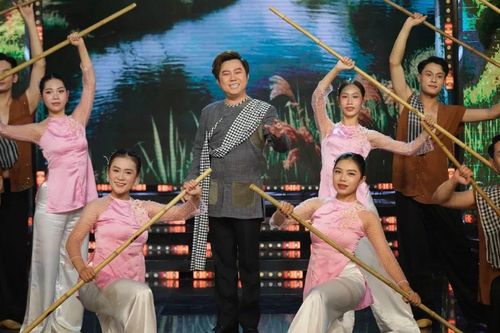 Ca sĩ Quốc Đại 'khoác áo' công nghệ cho ca khúc quê hương
