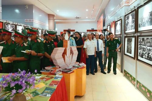 Nghệ An: Triển lãm '80 năm Ngày Bác Hồ ra Lời kêu gọi toàn quốc kháng chiến'