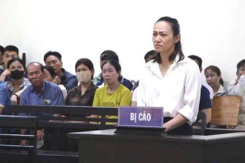 3 năm tù cho nữ tài xế uống bia, tông chủ tịch xã tử vong