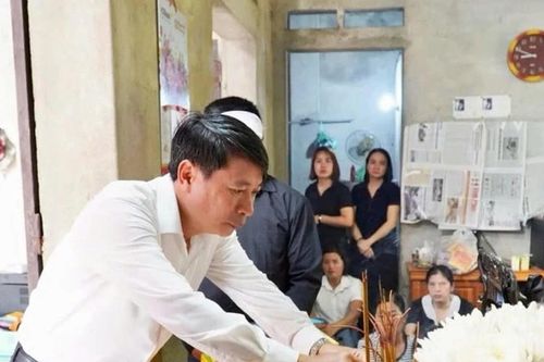 Phú Thọ thăm hỏi, chia buồn cùng gia đình có 5 học sinh đuối nước