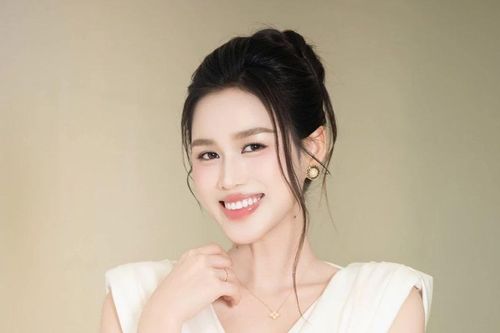 Hoa hậu Đỗ Thị Hà đẹp quý phái, chuẩn khí chất phu nhân hào môn