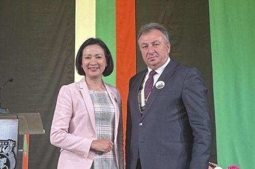 Đại sứ Việt Nam tại Bulgaria thúc đẩy hợp tác địa phương, giáo dục, doanh nghiệp tại Shumen và Varna