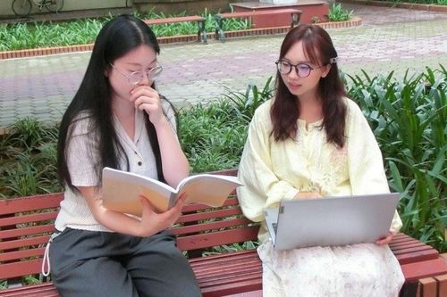 Sinh viên Trung Quốc tìm kiếm cơ hội từ tiếng Việt