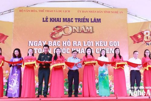 Triển lãm '80 năm ngày Bác Hồ ra Lời kêu gọi toàn quốc kháng chiến'