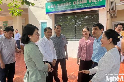 Đoàn khảo sát Ủy ban Văn hóa và Xã hội của Quốc hội làm việc với 6 xã vùng Tây Nam Nghệ An