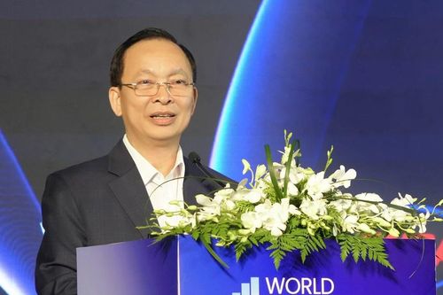 Ngành ngân hàng đẩy mạnh chuyển đổi số gắn với an toàn hệ thống