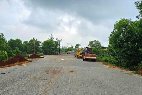 Thi công cầm chừng, dự án đường ven biển nghìn tỷ đối mặt nguy cơ chậm tiến độ