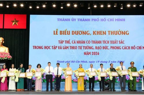 TPHCM tuyên dương 181 tập thể, 177 cá nhân tiêu biểu học tập và làm theo lời Bác