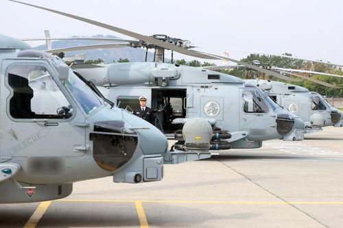 Mỹ bán trực thăng MH-60R và nâng cấp AH-64E Apache cho Hàn Quốc
