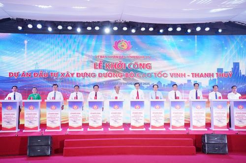 Khởi công cao tốc Vinh – Thanh Thủy gần 24.000 tỷ đồng