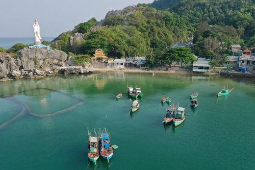 Hòn Nghệ mùa biển lặng