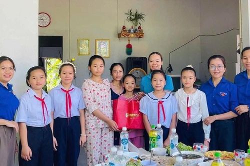 Lan tỏa tinh thần làm theo lời Bác