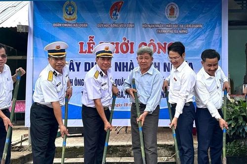 Xây nhà mới cho nạn nhân da cam xã Phước Trà