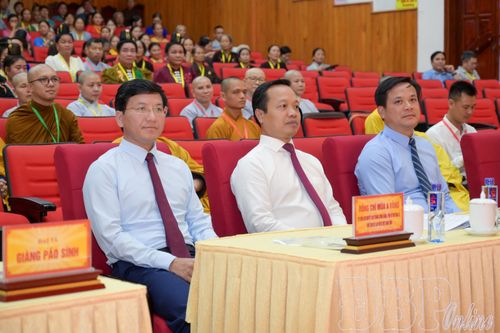 Bí thư Tỉnh ủy Trần Tiến Dũng chúc mừng Đại hội đại biểu Phật giáo tỉnh Điện Biên lần thứ IV