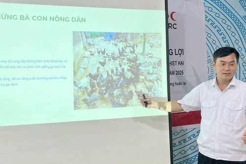 20 hộ dân xã Cốc San bị thiệt hại do thiên tai được tập huấn phục hồi sinh kế
