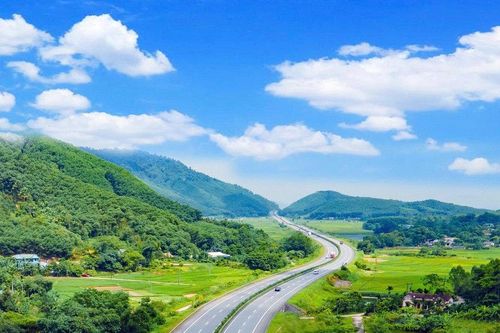 Đề xuất gần 500.000 tỷ đồng nâng cấp mở rộng hệ thống đường cao tốc toàn quốc