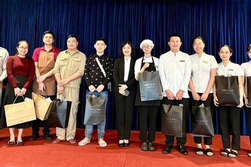 Công đoàn khách sạn Kinh Thành Huế được Tổng Liên đoàn Lao động Việt Nam biểu dương